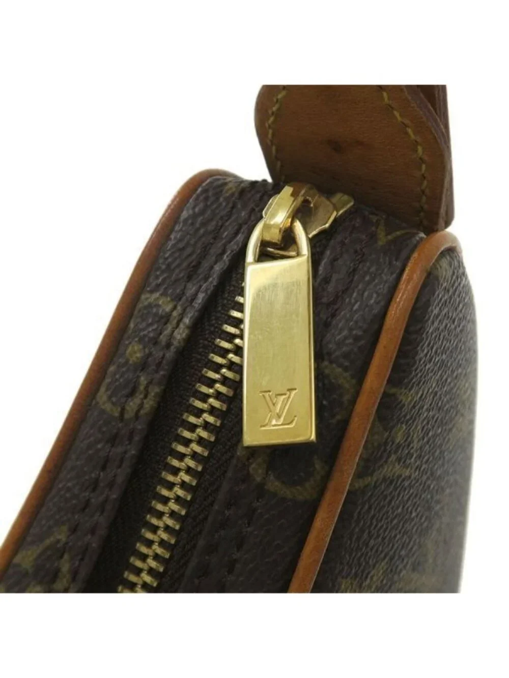 Louis Vuitton Monogram Pochette Croissant Wallet